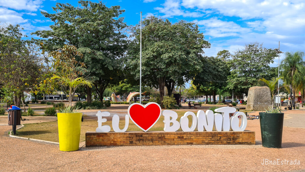 Brasil - Mato Grosso do Sul - Bonito - Praca da Liberdade