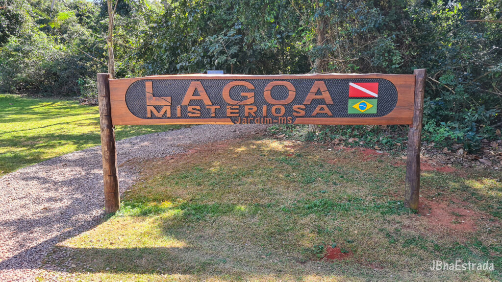 Brasil - Mato Grosso do Sul - Jardim - Lagoa Misteriosa
