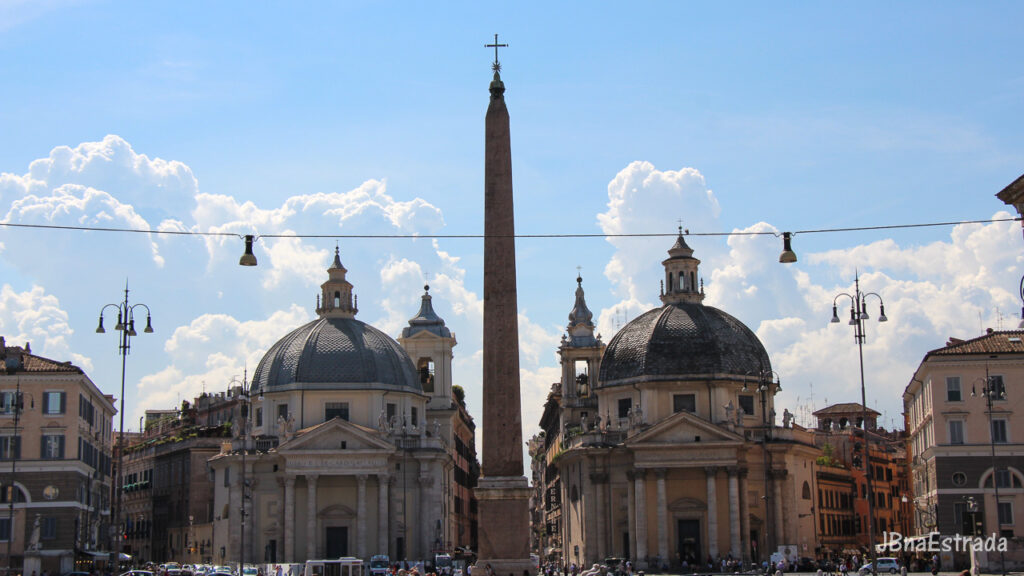 Italia - Roma - Piazza del Popolo - Santa Maria in Montesanto e Santa Maria dei Miracoli