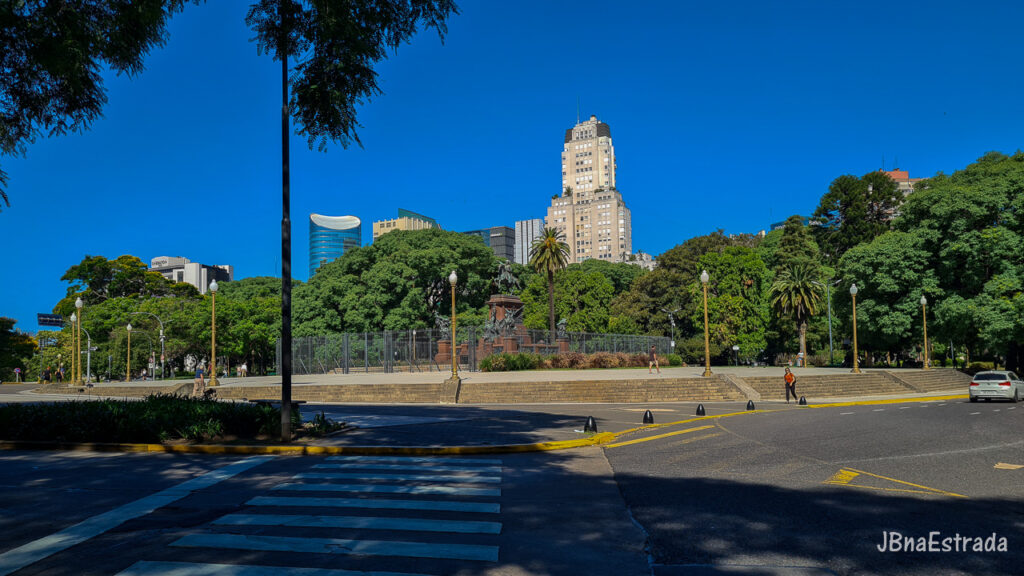 Argentina - Buenos Aires - Plaza San Martin