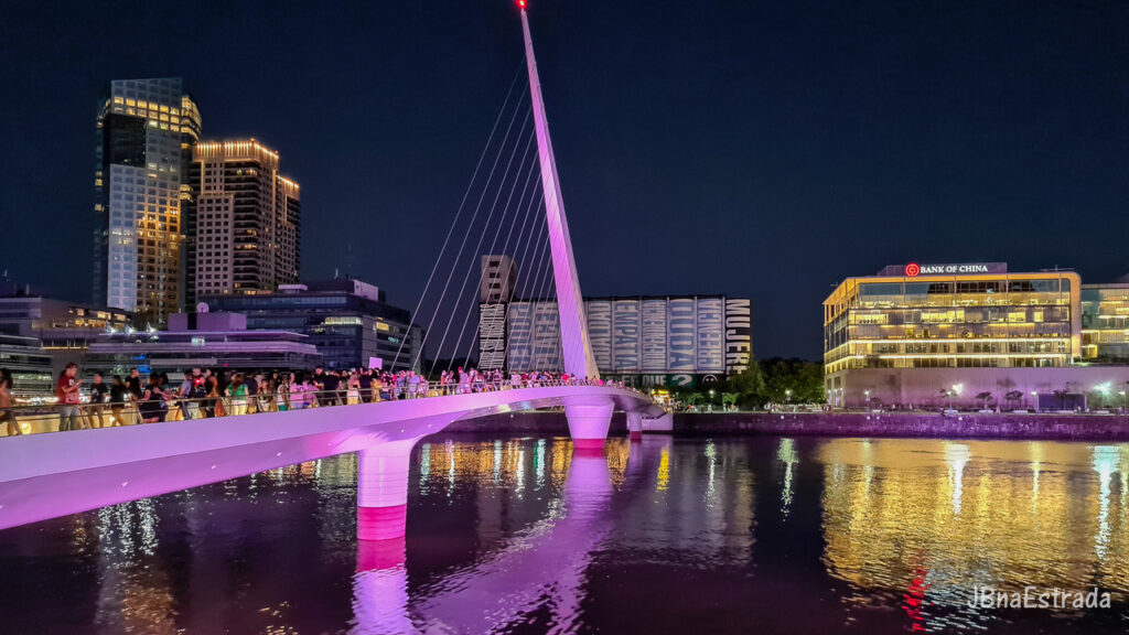 Argentina - Buenos Aires - Puerto Madero - Puente de la Mujer