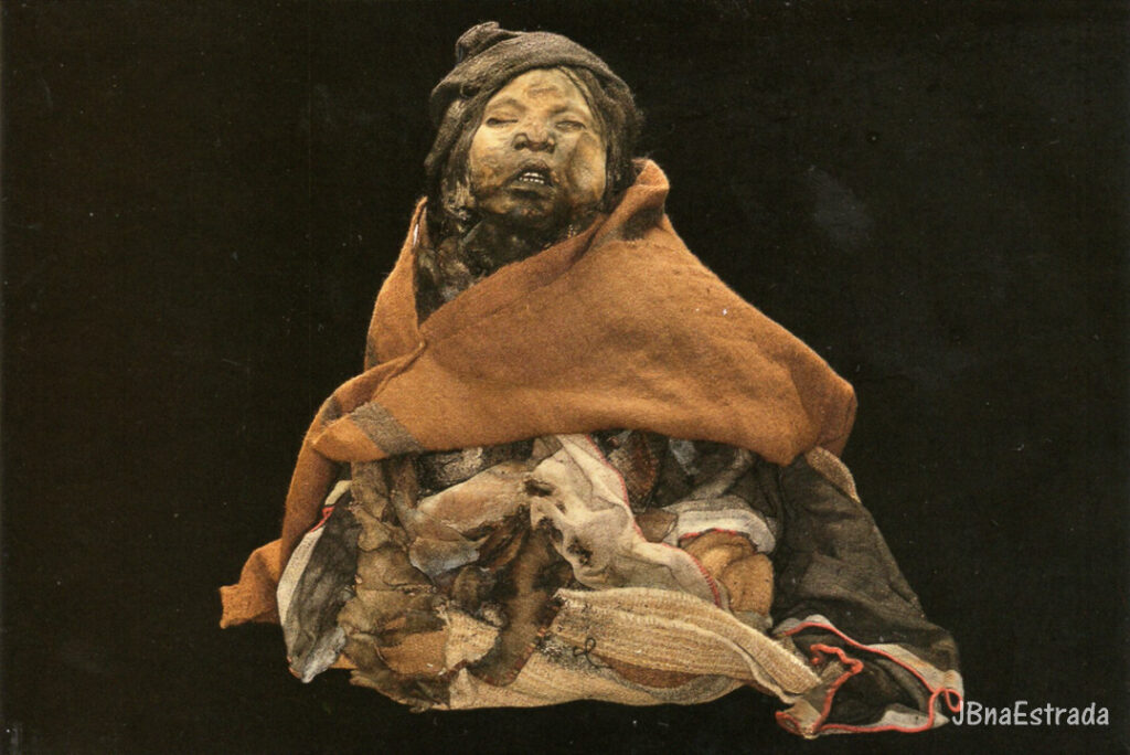 Argentina - Salta - Museu de Arqueologia de Alta Montanha - La Nina del Rayo