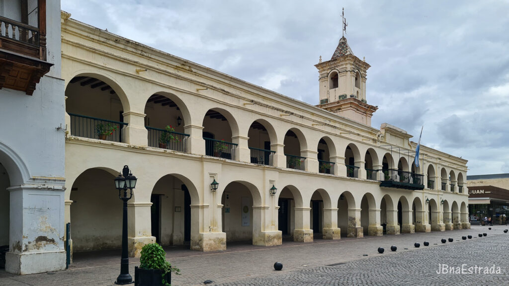 Argentina - Salta - Plaza 9 de Julio - Cabildo