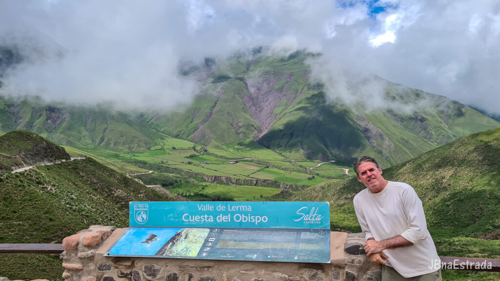 Argentina - Salta - Valle de Lerma - Cuesta del Obispo