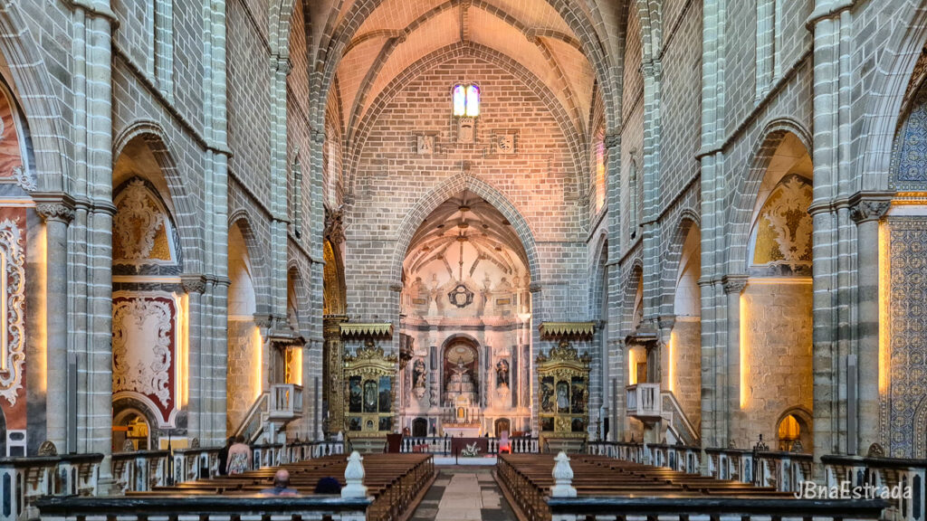 Portugal - Evora - Igreja de Sao Francisco