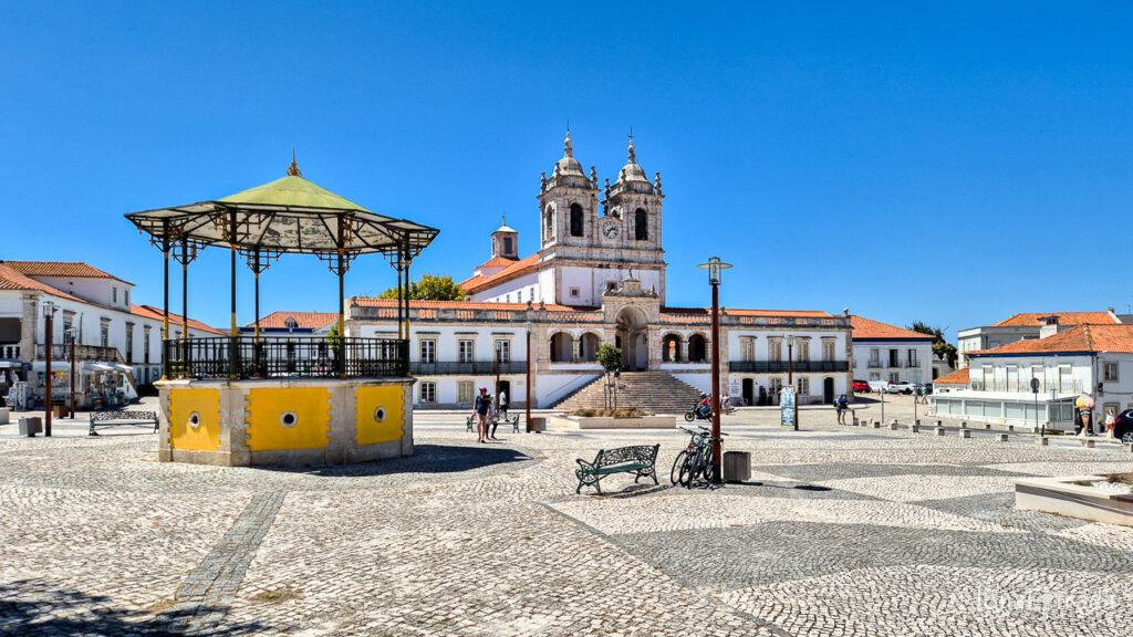 Portugal - Nazare - Largo de Nossa Senhora de Nazare