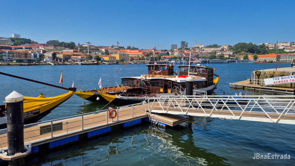 Portugal - Porto - Navegacao no Rio Douro - Cruzeiro das Seis Pontes