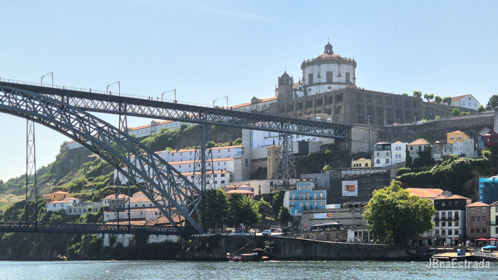 Portugal - Porto - Navegacao no Rio Douro - Cruzeiro das Seis Pontes