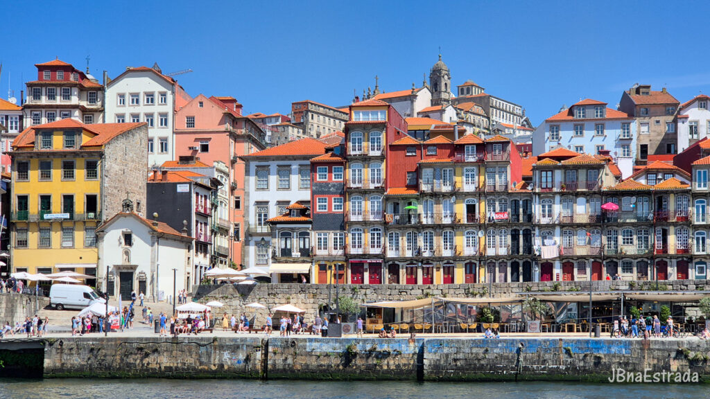 Portugal - Porto - Navegacao no Rio Douro - Cruzeiro das Seis Pontes