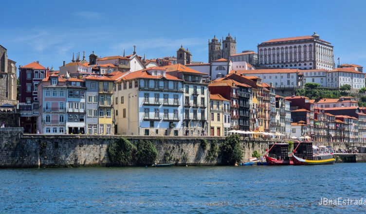 Portugal - Porto - Navegacao no Rio Douro - Cruzeiro das Seis Pontes