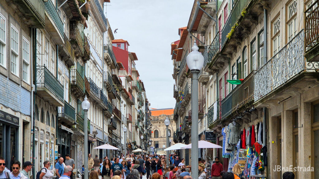 Portugal - Porto - Rua das Flores