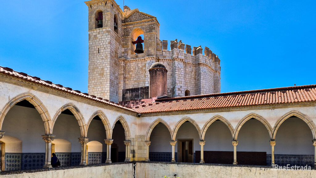 Portugal - Tomar - Convento de Cristo - Claustro da Lavagem e Charola