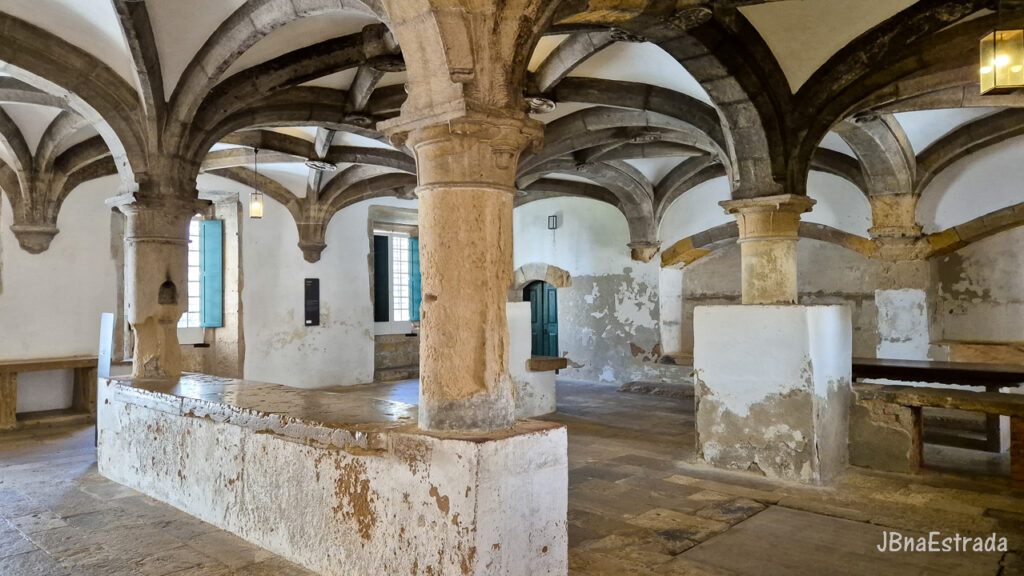 Portugal - Tomar - Convento de Cristo - Claustro dos Corvos
