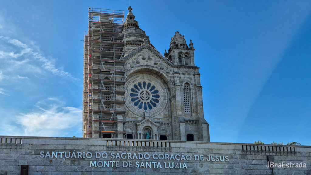 Portugal - Viana do Castelo - Monte de Santa Luzia - Santuario do Sagrado Coracao de Jesus