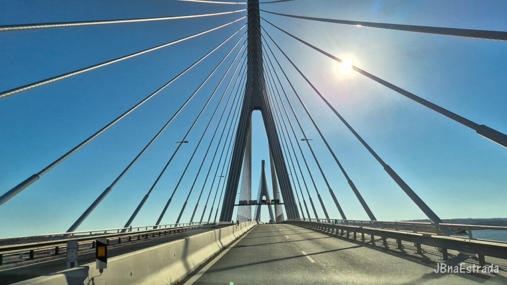 Trajeto entre Porto e Sevilha - Divisa entre Portugal e Espanha - Ponte Internacional do Guadiana