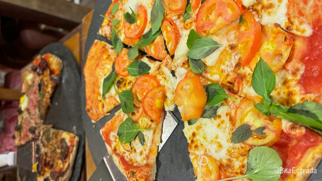 Brasil - Pernambuco - Fernando de Noronha - La Bella Pizzaria