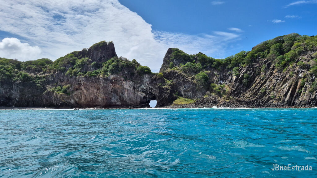 Brasil - Pernambuco - Fernando de Noronha - Passeio de Barco Tradicional - Ponta da Sapata