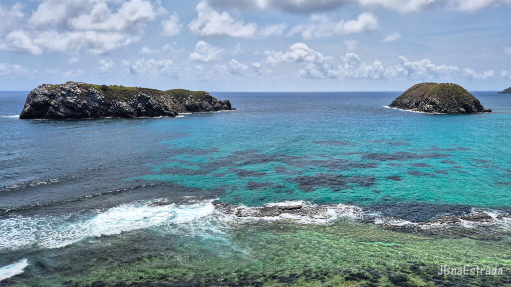 Brasil - Pernambuco - Fernando de Noronha - Praia do Leao - Ilha do Leao e Ilha da Viuva (Ilha Tour Noronha)