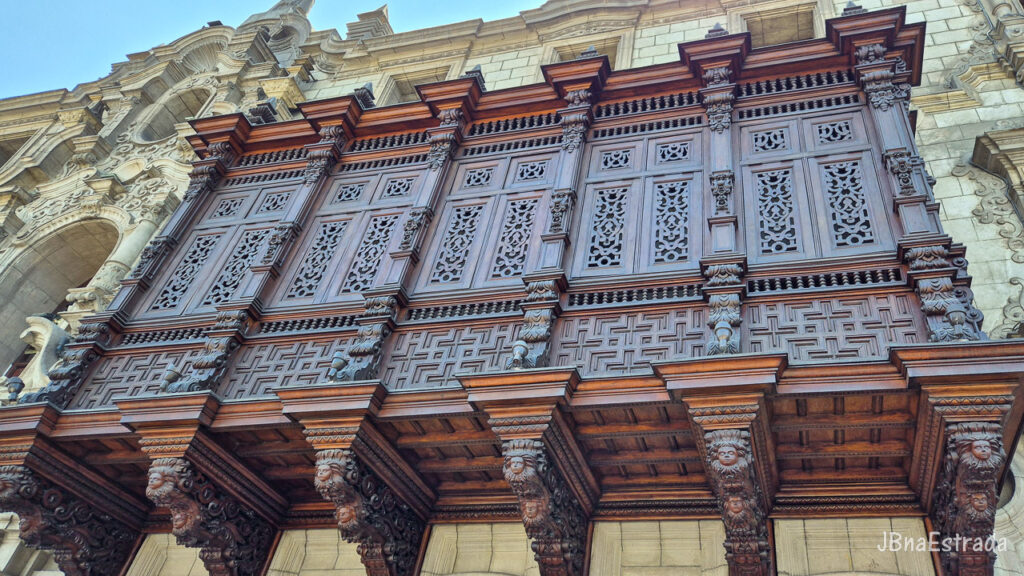 Peru - Lima - Plaza de Armas - Palacio Arquiepiscopal (Centro Histórico de Lima)