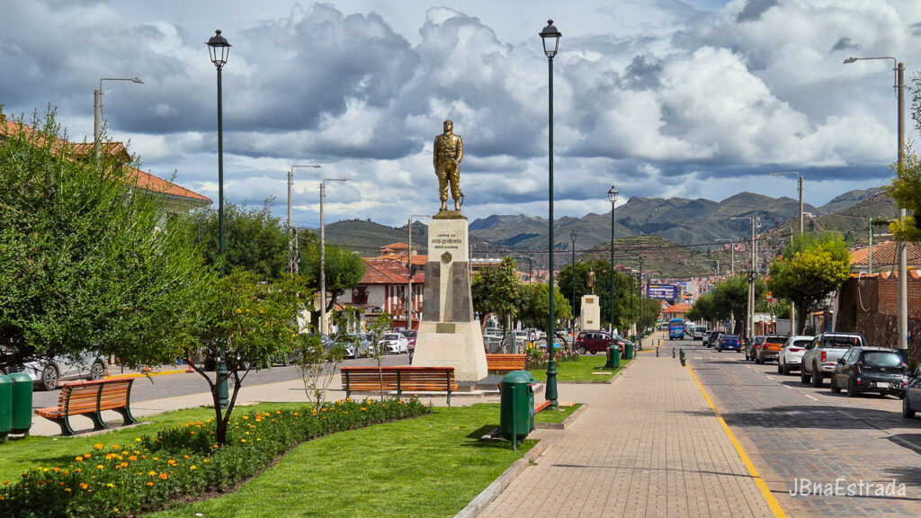 Peru - Cusco - Avenida Pardo Paseo de los Heroes