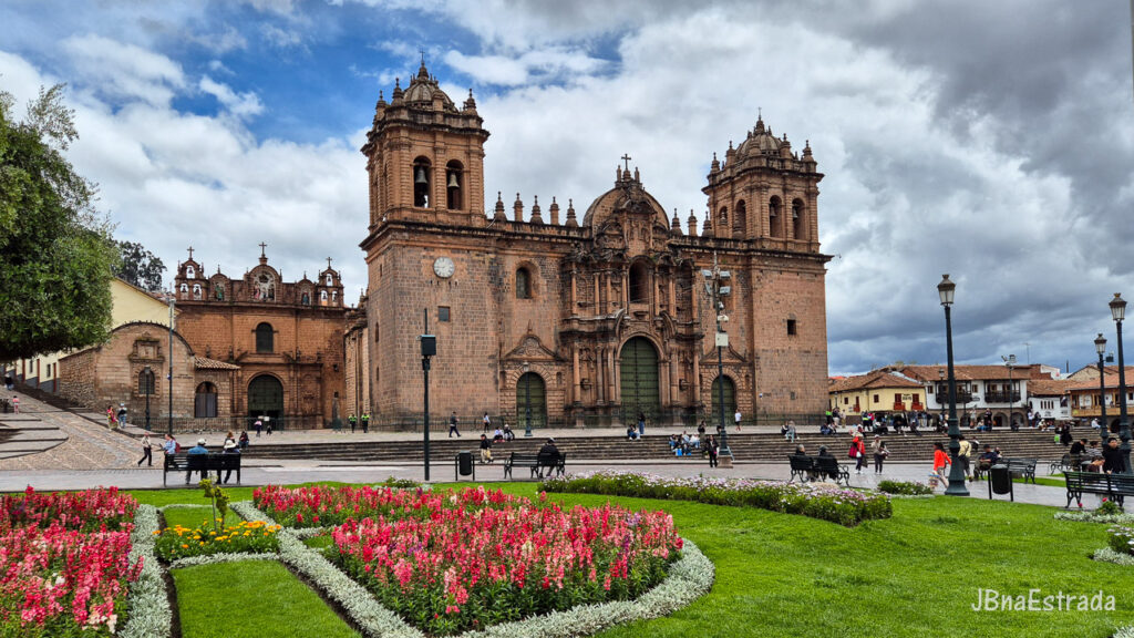 Peru - Cusco - Plaza de Armas - Catedral Basilica da Virgem da Assunção