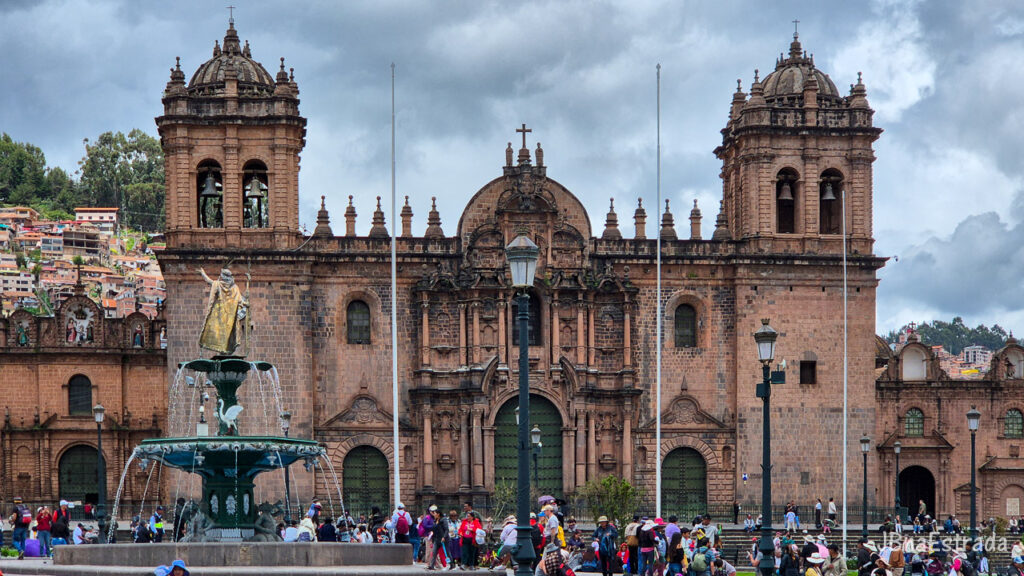 Peru - Cusco - Plaza de Armas - Catedral Basilica da Virgem da Assuncao
