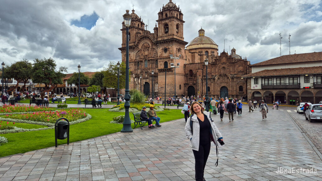 Peru - Cusco - Plaza de Armas - Iglesia de la Compania de Jesus