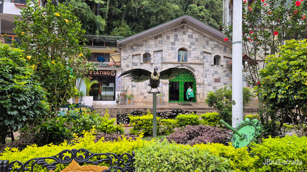 Peru - Machupicchu Pueblo - Plaza Manco Capac