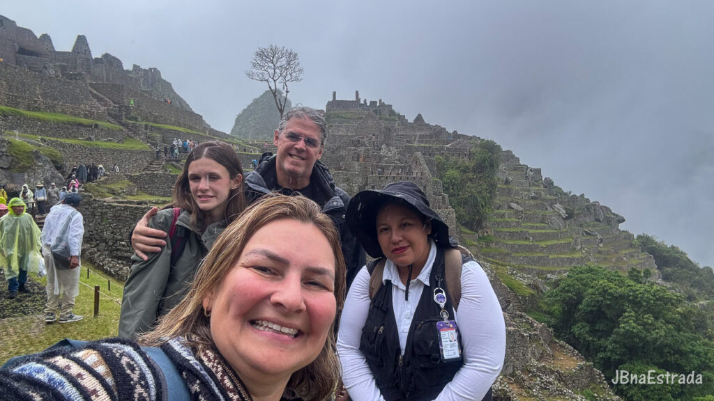 Peru - Santuario Historico de Machu Picchu (Aguas Calientes)
