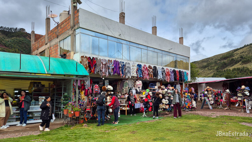 Peru - Vale Sagrado dos Incas - Feira de Artesanatos de Corao