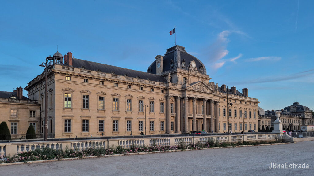 Franca - Paris - Escola Militar