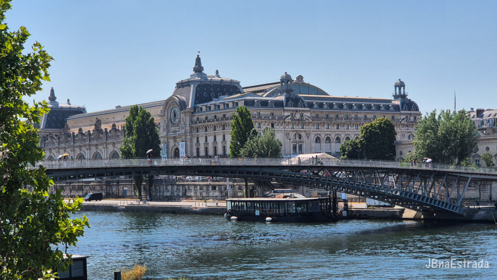 França - Paris - Rio Sena