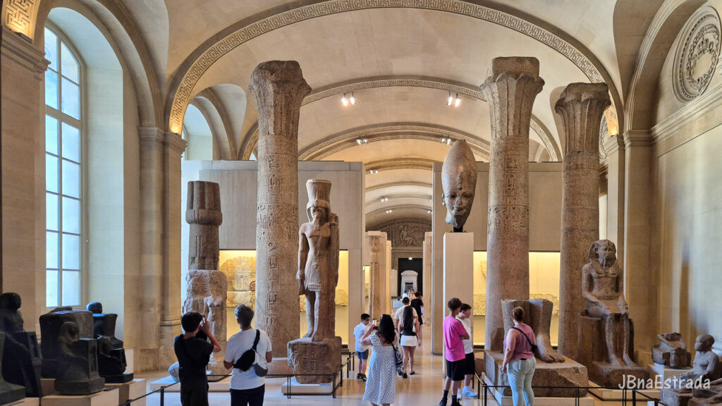 França - Paris - Museu do Louvre - Antiguidades Egípcias - Sala do Templo