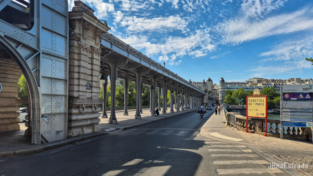 França - Paris - Rio Sena