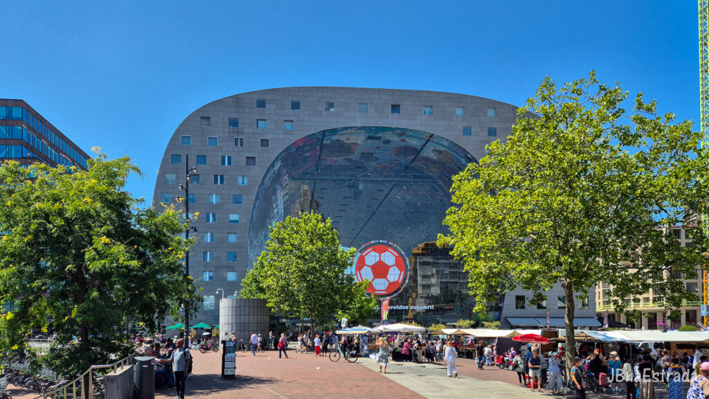 Holanda - Rotterdam - Praça Binnenrotte - Market Hall