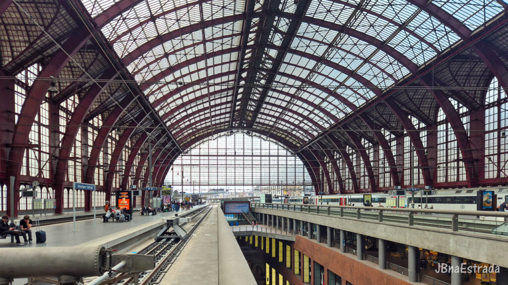 Bélgica - Antuérpia - Estação Antwerpen-Centraal