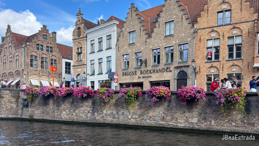 Bélgica - Bruges - Passeio de Barco pelos Canais