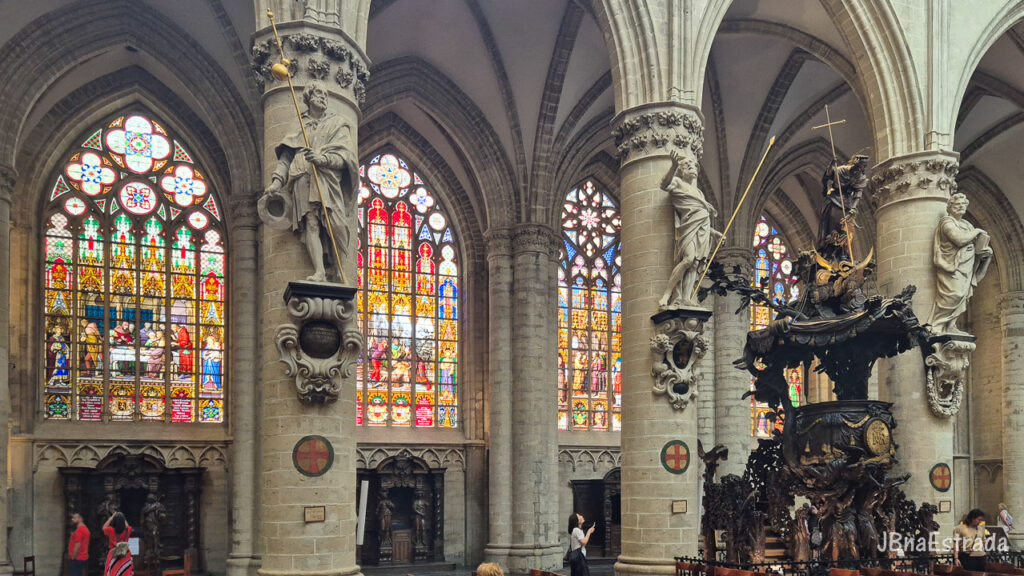 Bélgica - Bruxelas - Catedral de São Miguel e Santa Gudula