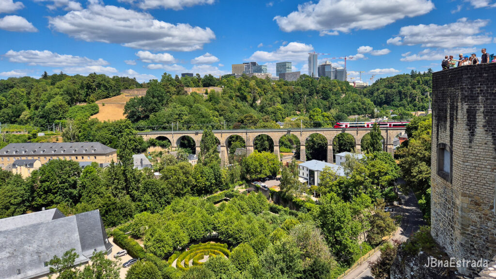 Luxemburgo - Chemin de la Corniche - Vale do Rio Alzette